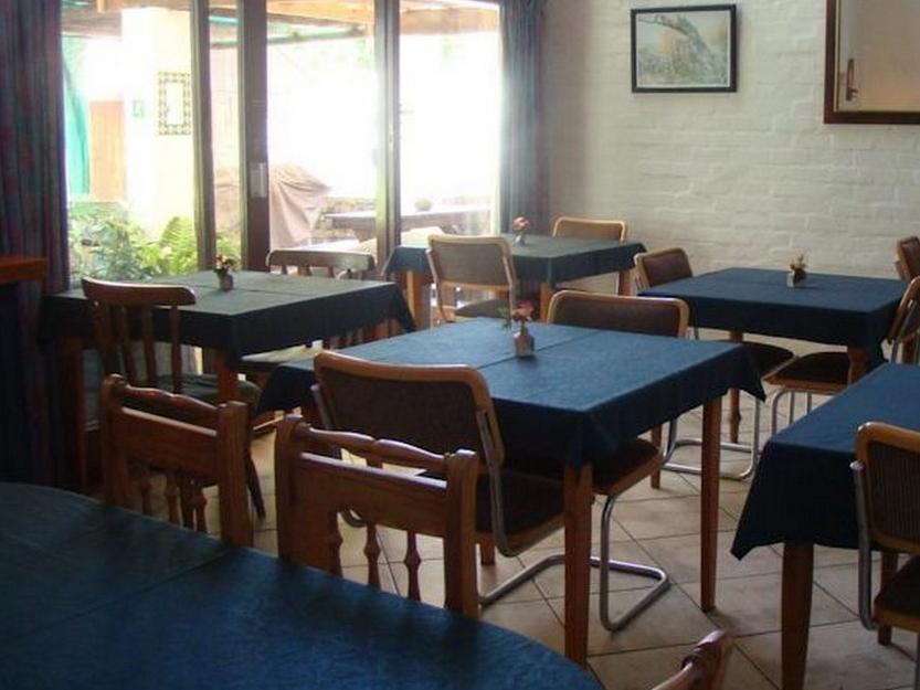 Aqua Marine Guest House Порт Елизабет Екстериор снимка