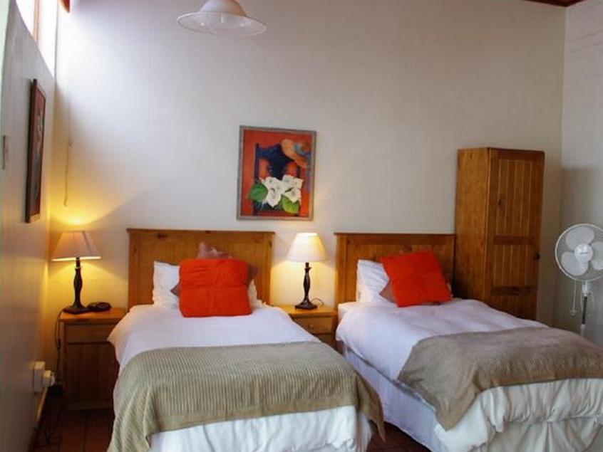 Aqua Marine Guest House Порт Елизабет Екстериор снимка