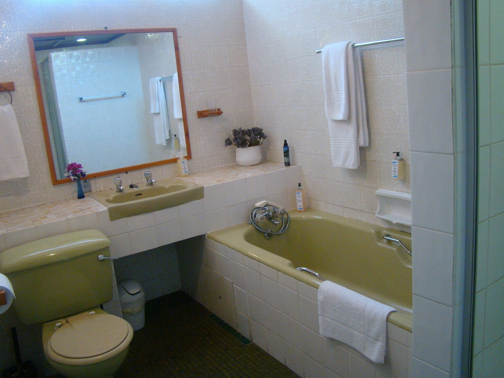 Aqua Marine Guest House Порт Елизабет Екстериор снимка