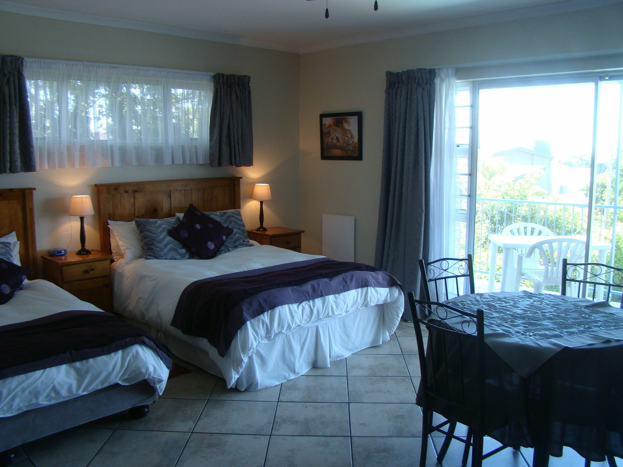 Aqua Marine Guest House Порт Елизабет Екстериор снимка