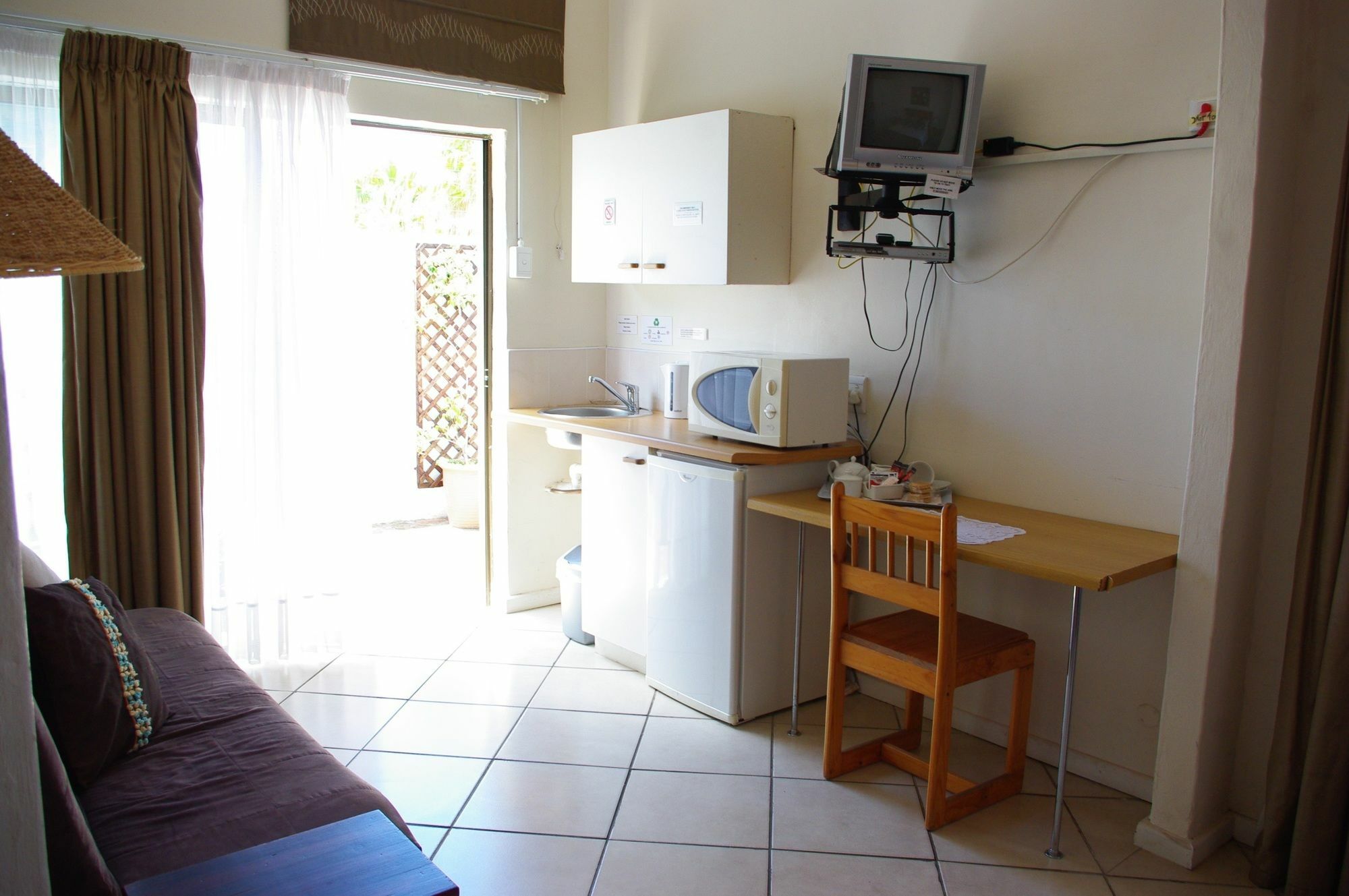 Aqua Marine Guest House Порт Елизабет Екстериор снимка