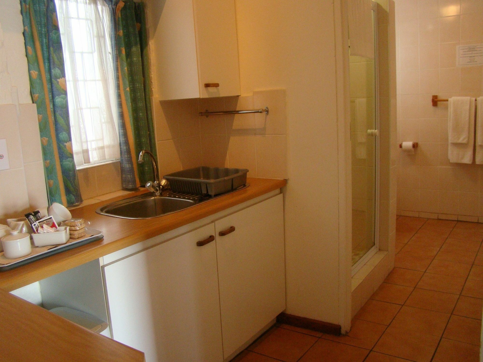 Aqua Marine Guest House Порт Елизабет Екстериор снимка
